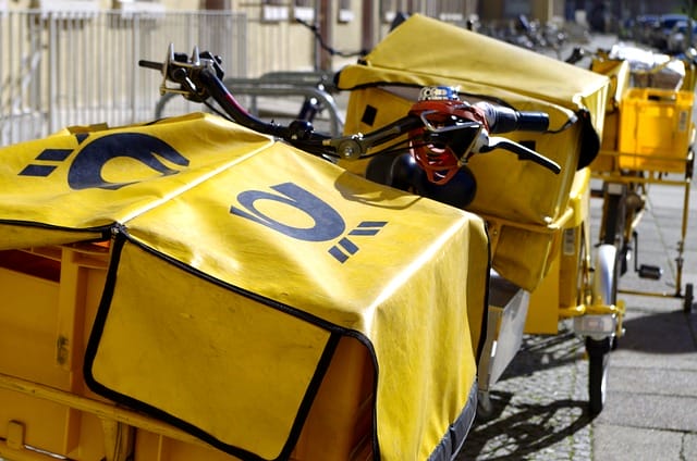 Zustellung eines Strafbefehls mit der Post.